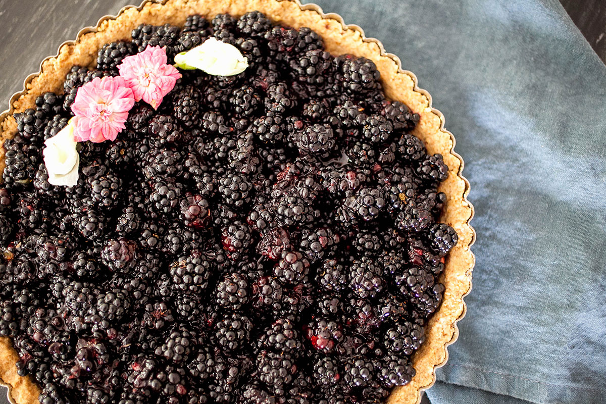 Fresh Blackberry Tart + Walnut Spelt Crust_3_Gold&Thyme