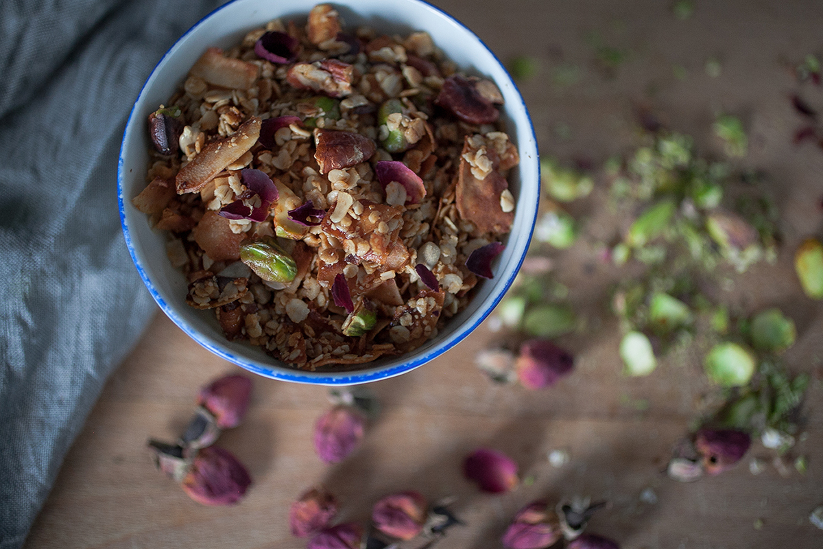 Rose Petal & Pistachio Granola_4_Gold&Thyme